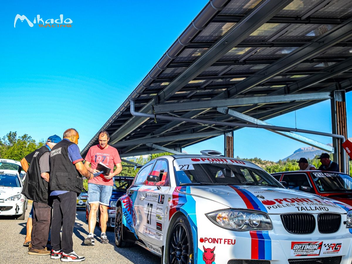 bmw 120i f2000 – photo 1 sur 6