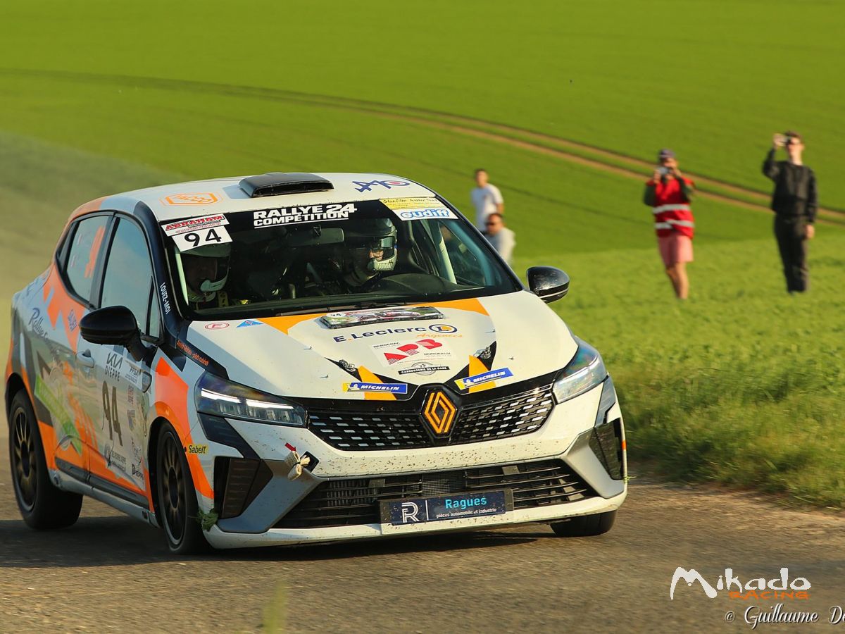 Loue ta clio RC5 pour le rallye de la Porte normande 2026 – photo 1 sur 2