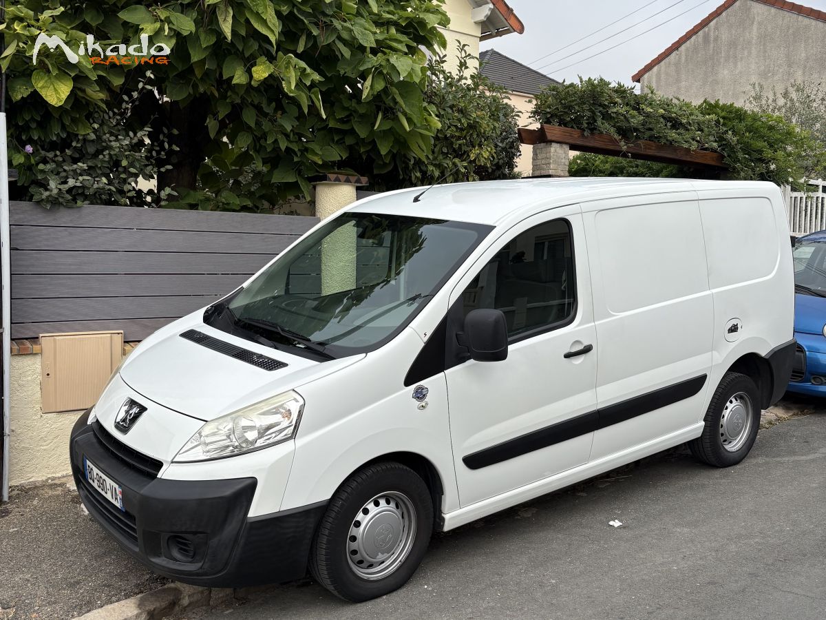 Peugeot Expert – photo 1 sur 9