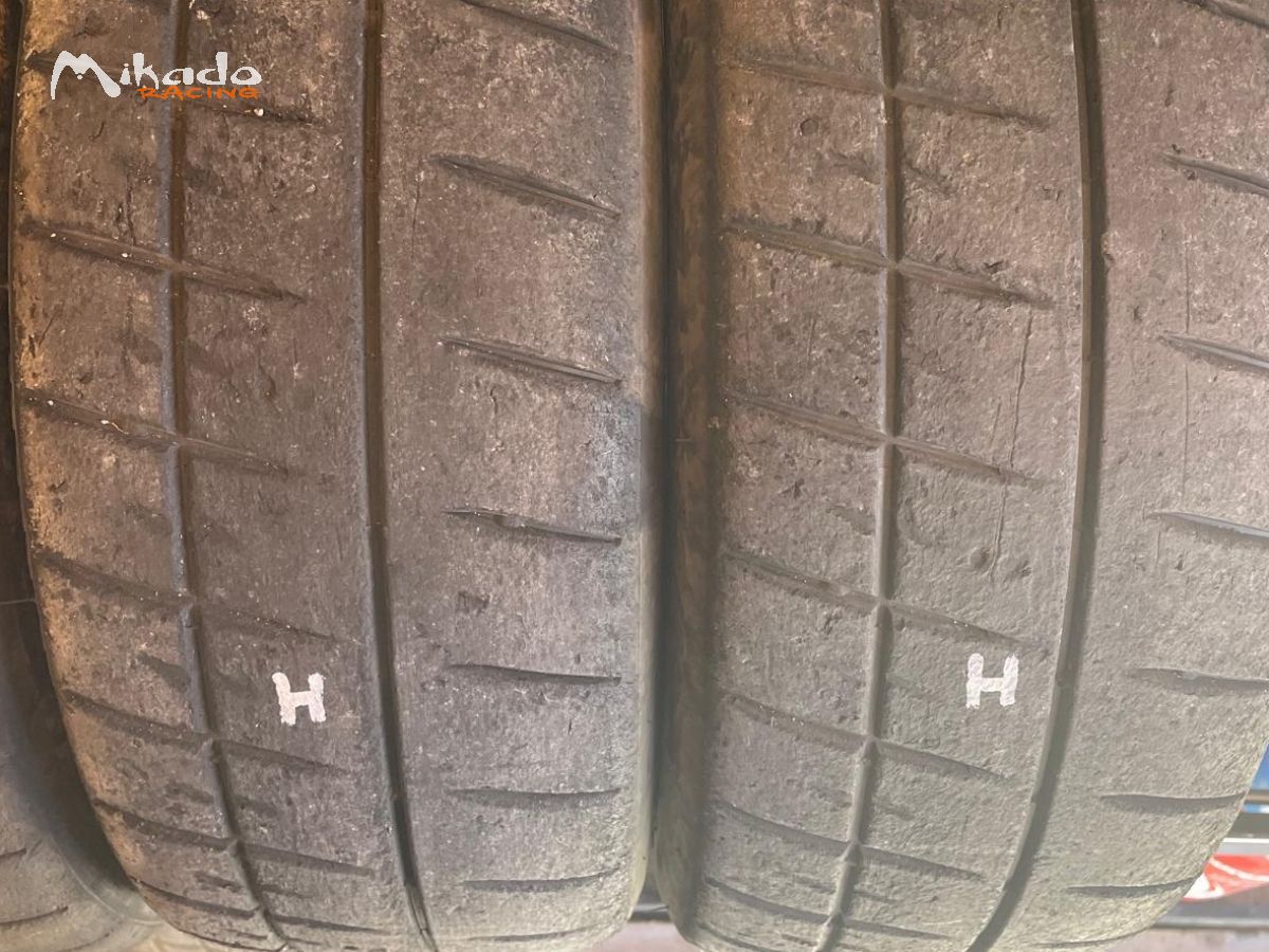 Pneus Michelin en 16. H30 – photo 2 sur 2