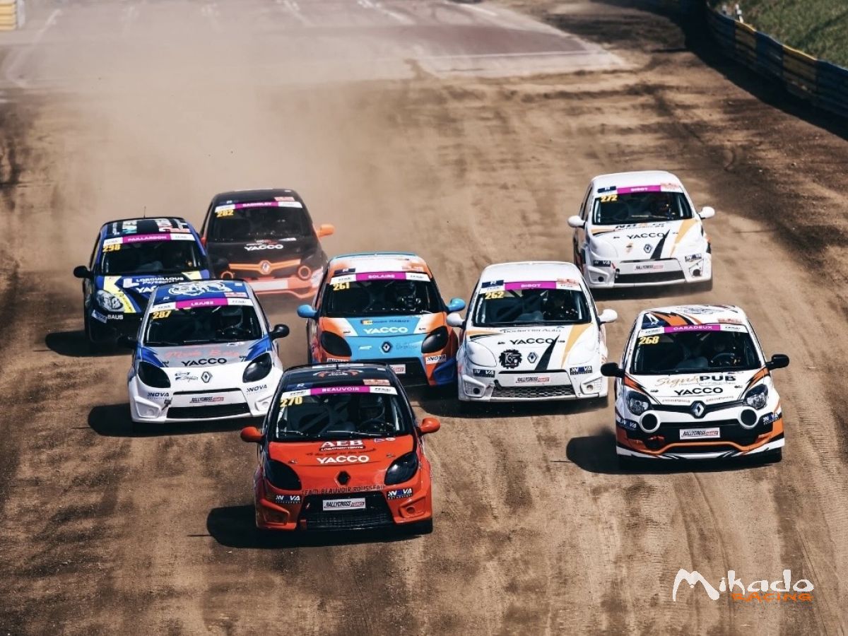 ⚠️ À Vendre -Twingo R1 Rallycross – Championne de France Junior Féminine 2025 - ⚠️ – photo 4 sur 4