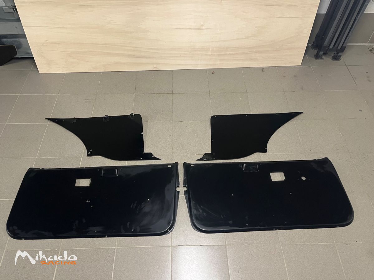 Panneau de porte 106 phase 2 Mc Racing – photo 1 sur 3