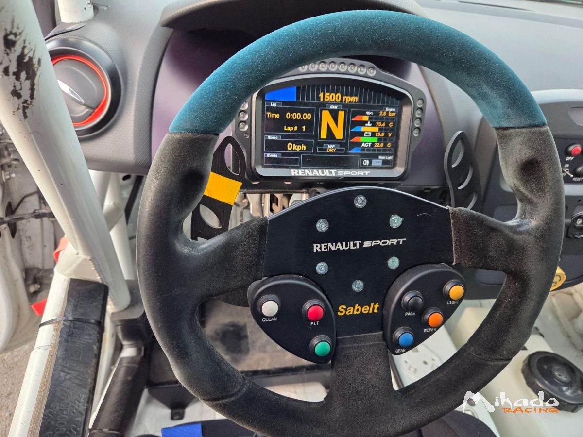 !!!! Vds Clio 4 Cup X98 !!!! – photo 2 sur 3