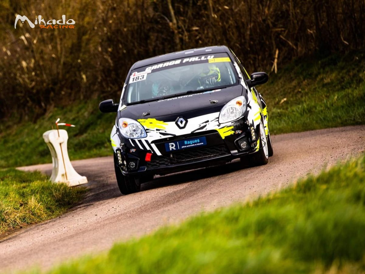 Renault Twingo R1 – photo 3 sur 3