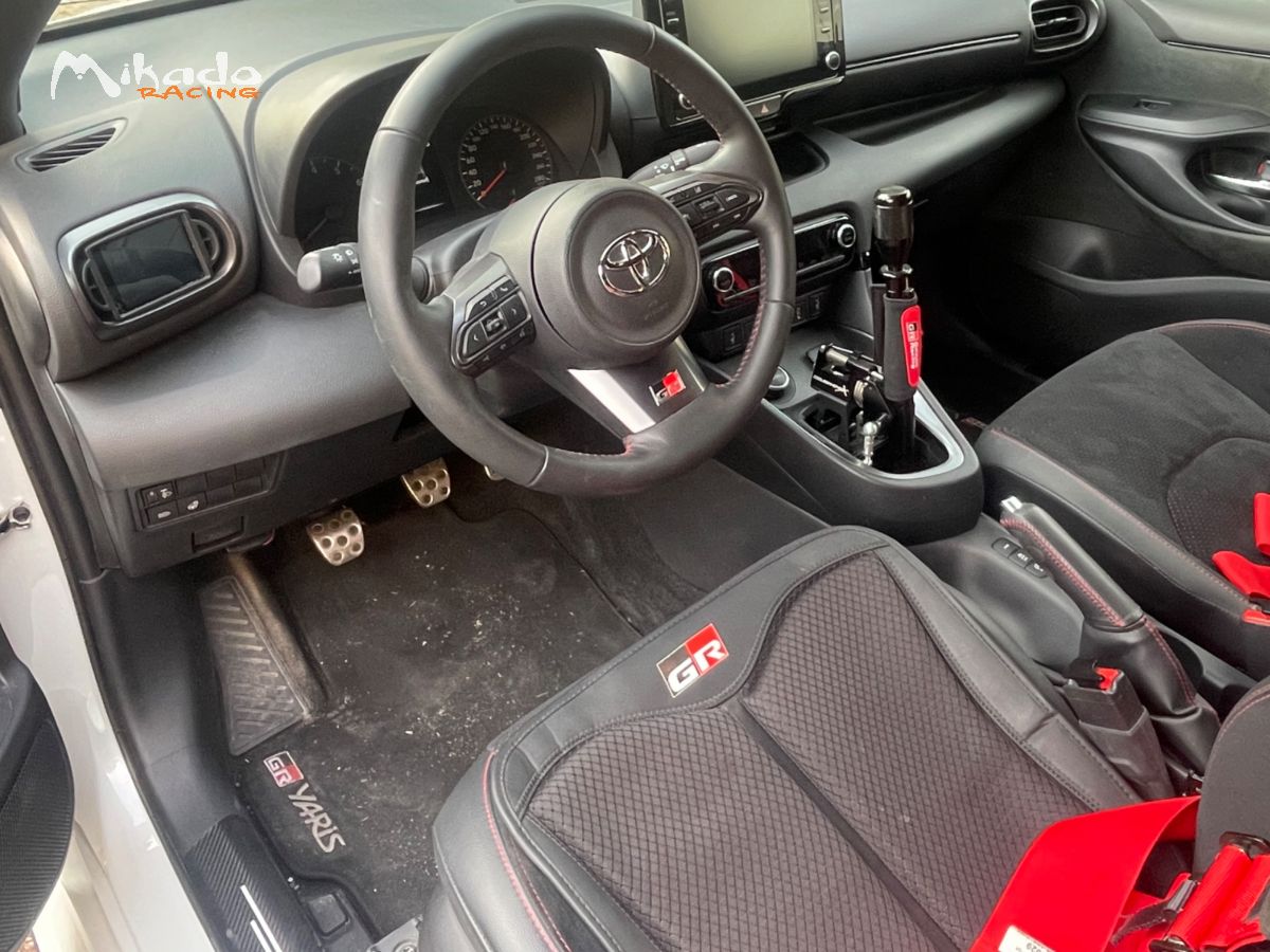 Vend Yaris Gr track – photo 9 sur 10