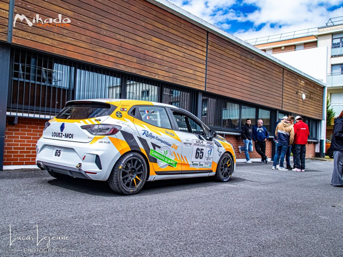 loue une clio rc5 pour le rallye du pays du lin 2026 – photo 1 sur 2