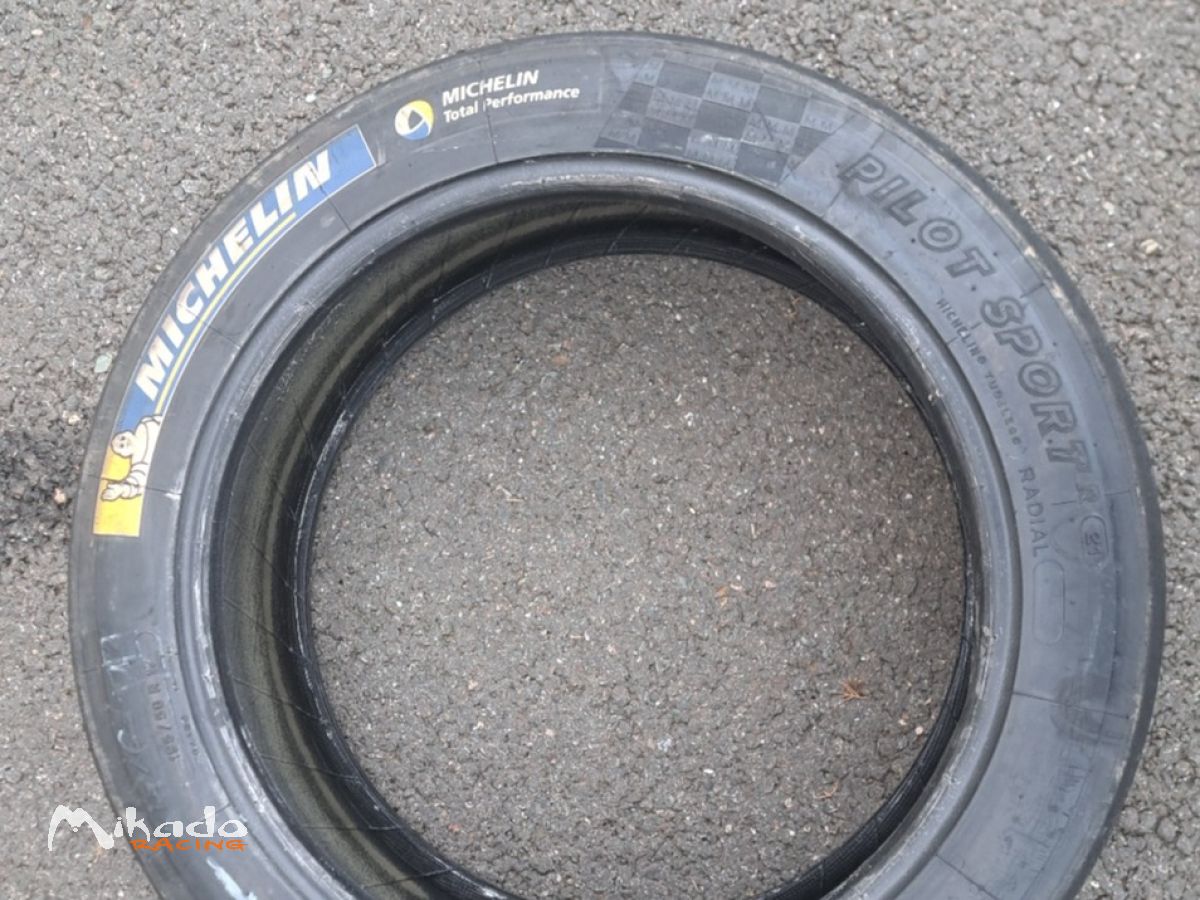 Pneus Michelin R21 19/63/17 – photo 2 sur 4
