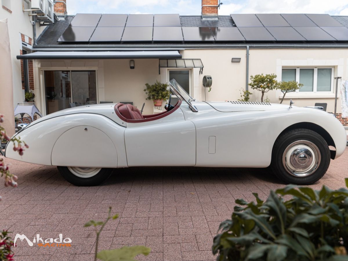 Jaguar XK 120 – photo 2 sur 10