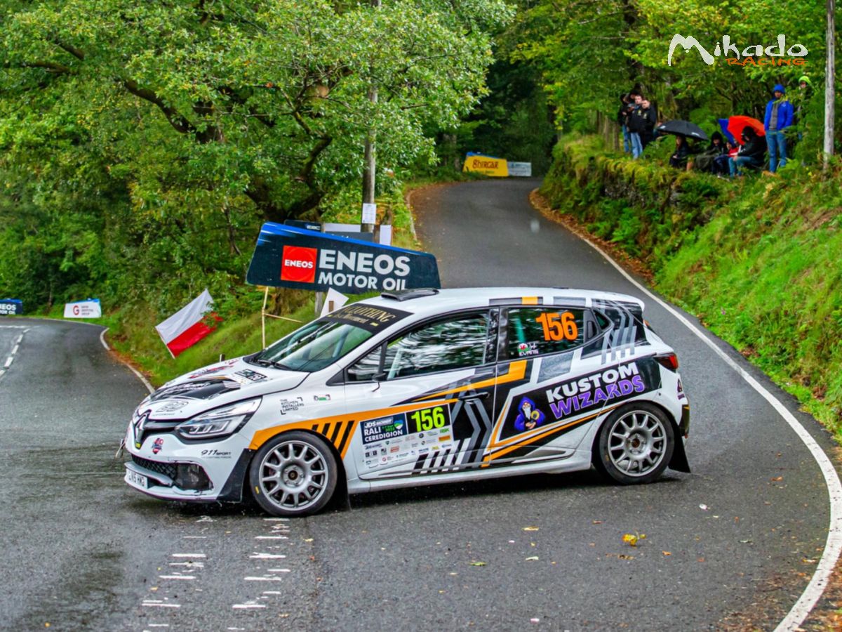 Clio 4 x98