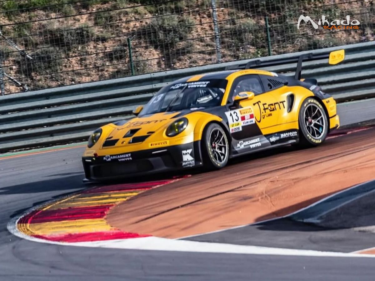 PORSCHE GT3 CUP 992 – photo 1 sur 3
