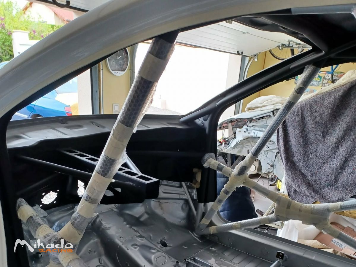 208 R2 – photo 8 sur 9