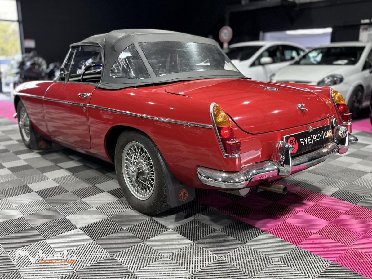 MG B - Roadster 240 VDH 1.8l – photo 3 sur 10