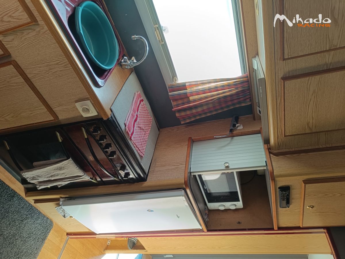 IVECO EUROCARGO CAMPING-CAR / VÉHICULE VASP 7 PLACES – photo 6 sur 6