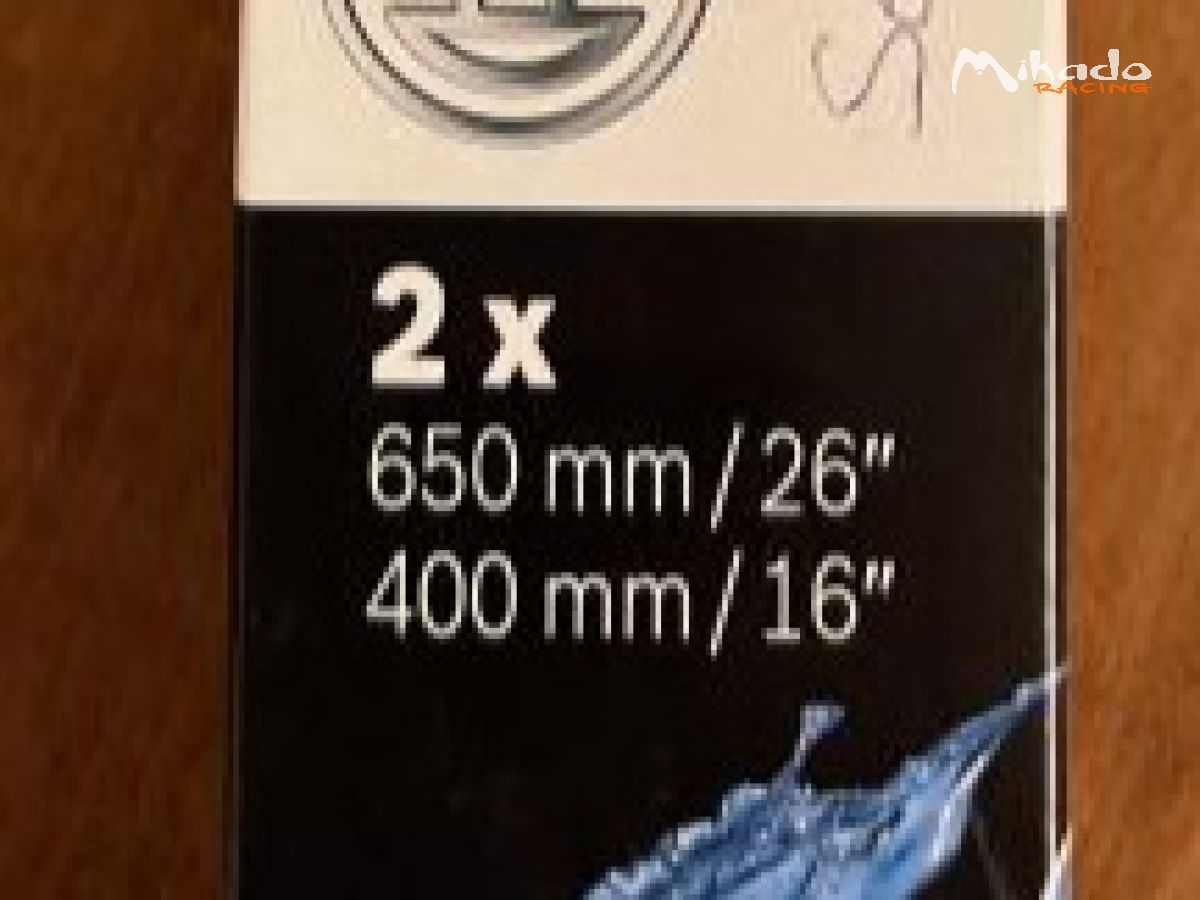 Bavettes Sparco, Essuie-glace Bosch, housse sièges – photo 3 sur 5