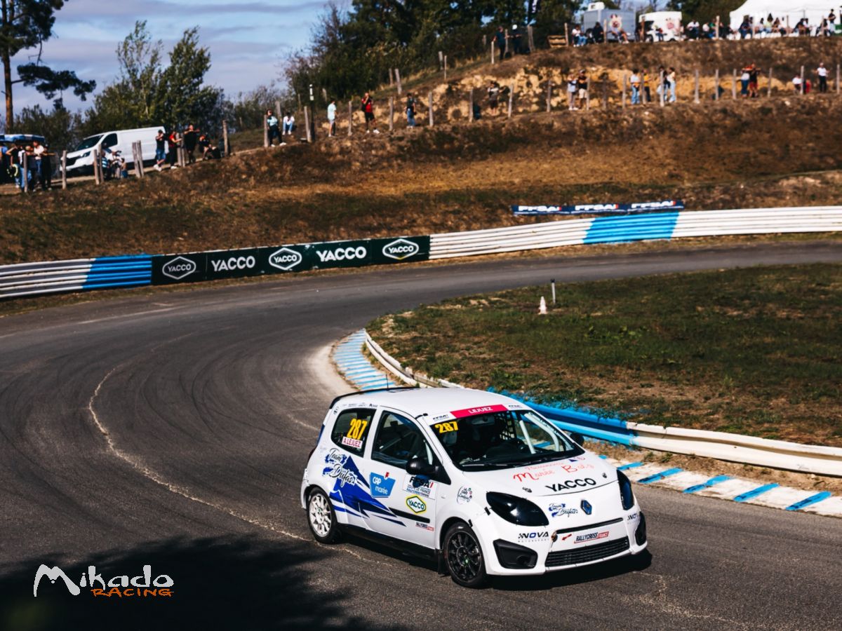Rallycross Twingo R1 – photo 3 sur 3