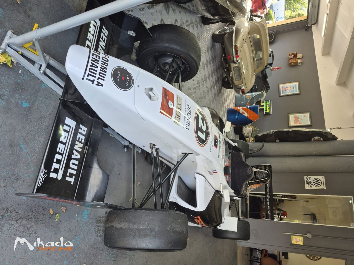 FORMULE 2 RENAULT TATUUS – photo 2 sur 10