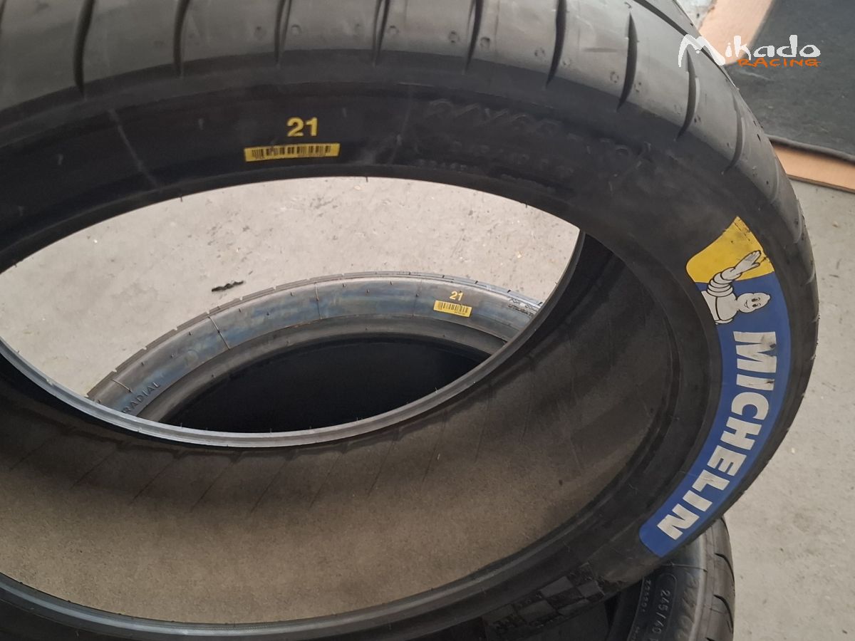 pneu porsche 24/65/18 neuf – photo 3 sur 3