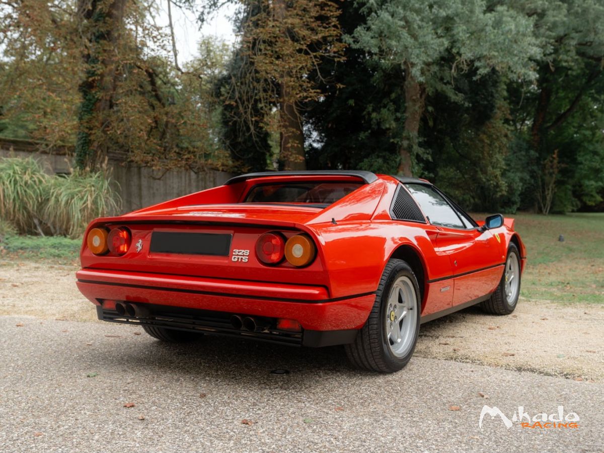 Ferrari 328 GTS – photo 3 sur 10