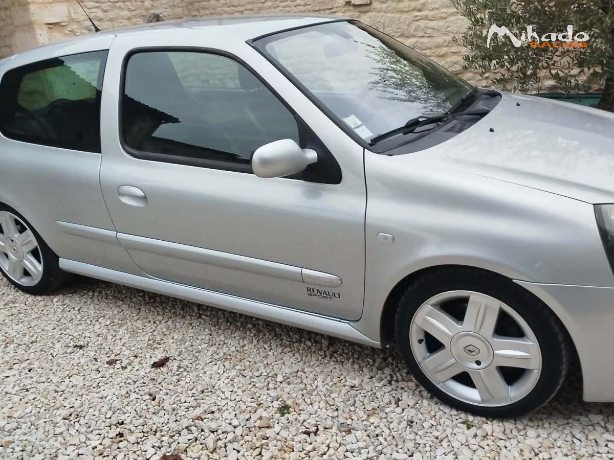 Clio rs 172ch – photo 1 sur 5
