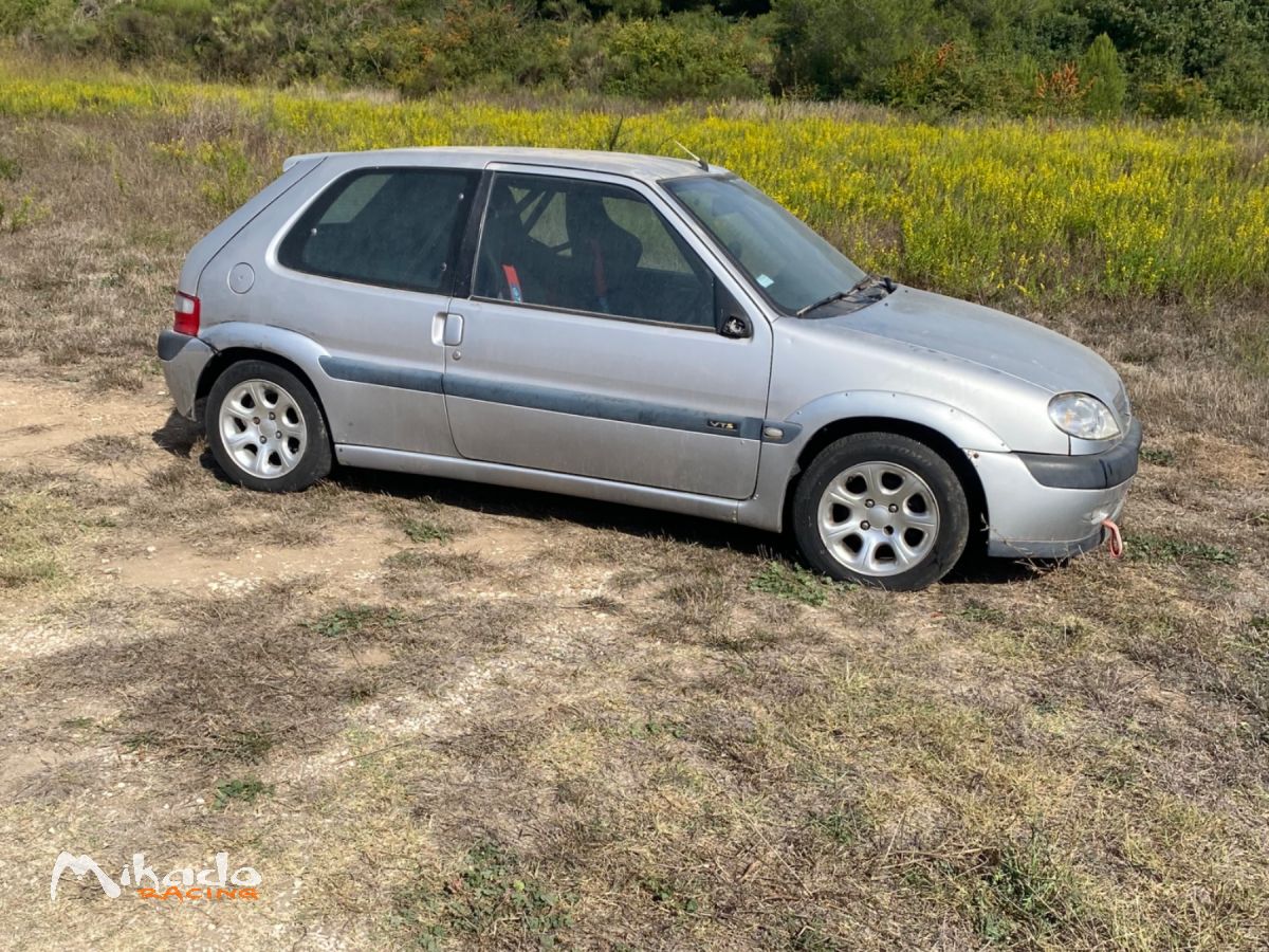 Citroën Saxo 1.4 vts – photo 1 sur 5