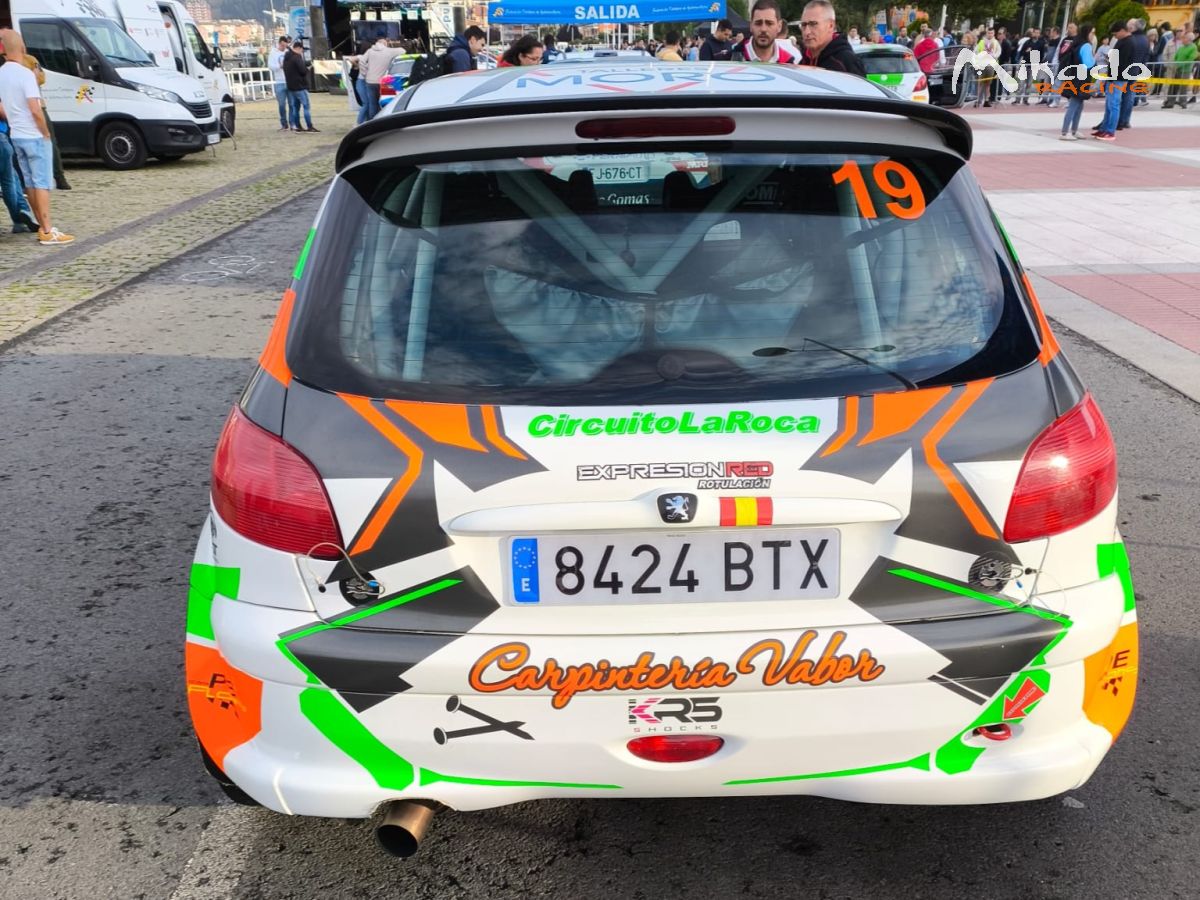 Peugeot 206 F2000 – photo 6 sur 7