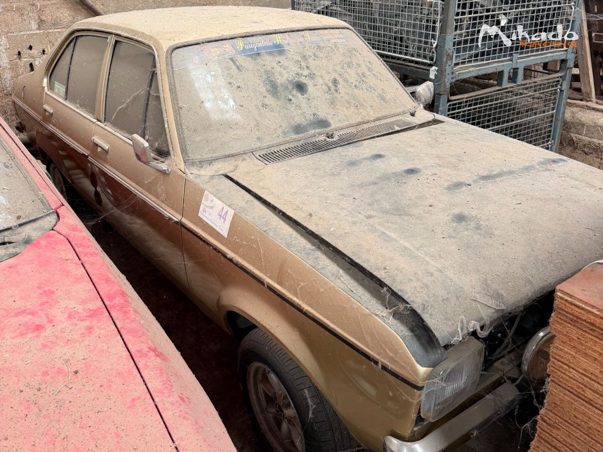 3 Ford Escort Mk2 à restaurer – photo 8 sur 8
