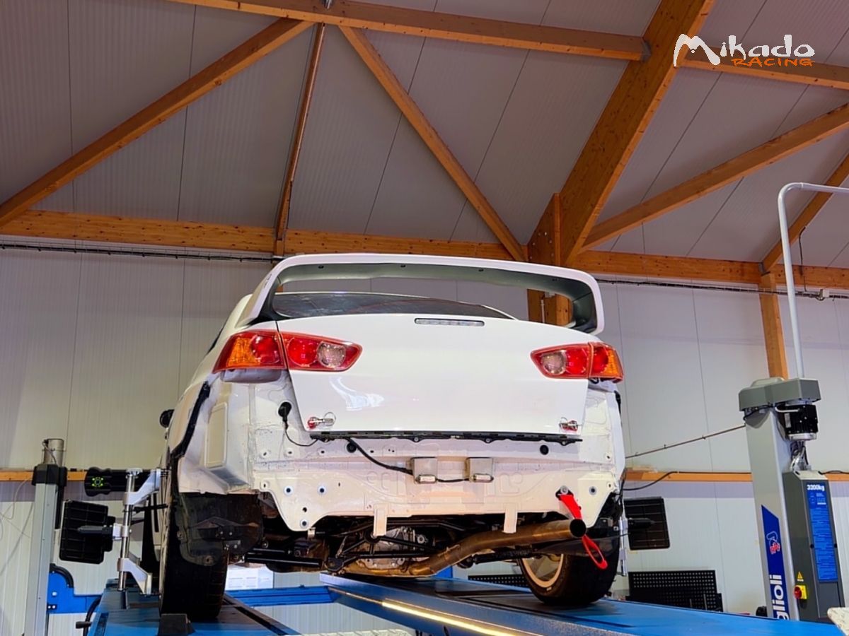 MITSUBISHI EVO X VRAI FULL R4 – photo 8 sur 10