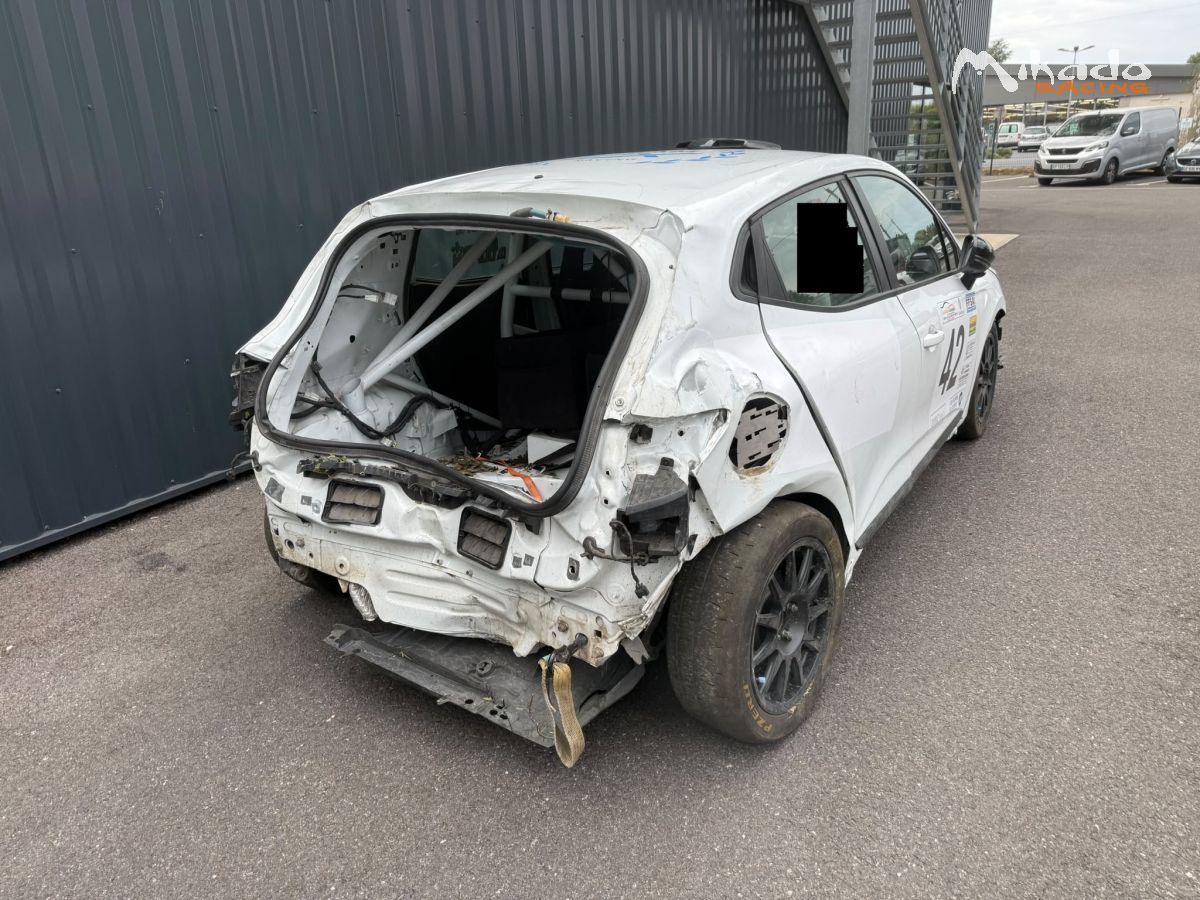 Clio Rally5 accidentée – photo 5 sur 6