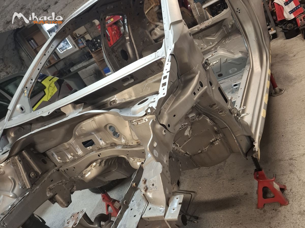 Caisse 208gti – photo 1 sur 4