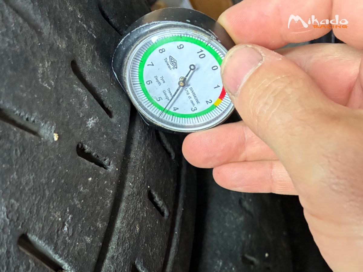 Pneu pirelli RK5A 15 pouces – photo 2 sur 2