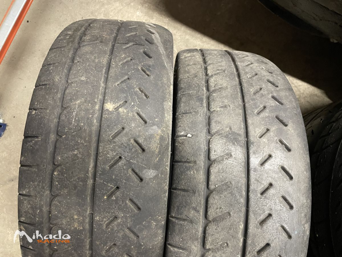 Lots de 8 pneus taille 17 Michelin pilote sport: on c x2 21neuf , x2 11 , x4 21 – photo 5 sur 10