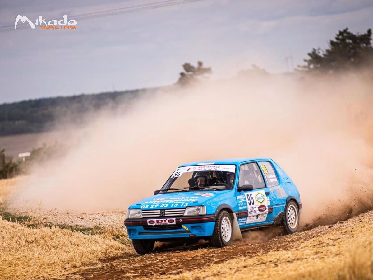 Peugeot 205 1.6l GTI F2000 13 terre rallye – photo 1 sur 3