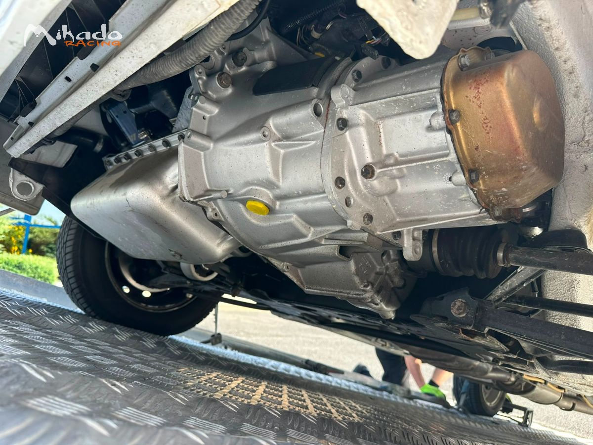 La LICORNE, une 205 RALLYE 1.9 Neuve – photo 9 sur 10