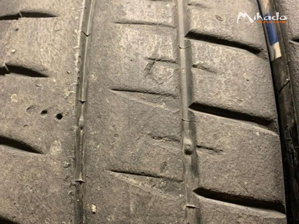 Pneus Michelin 20/65 18 Pouces H31 40kms d'ES – photo 1 sur 9