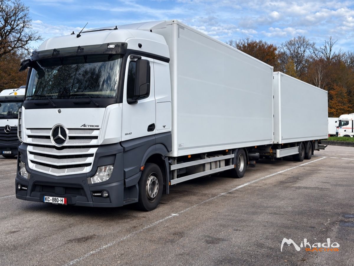 MERCEDES ACTROS 1840 + REMORQUE FERMÉE – photo 2 sur 2