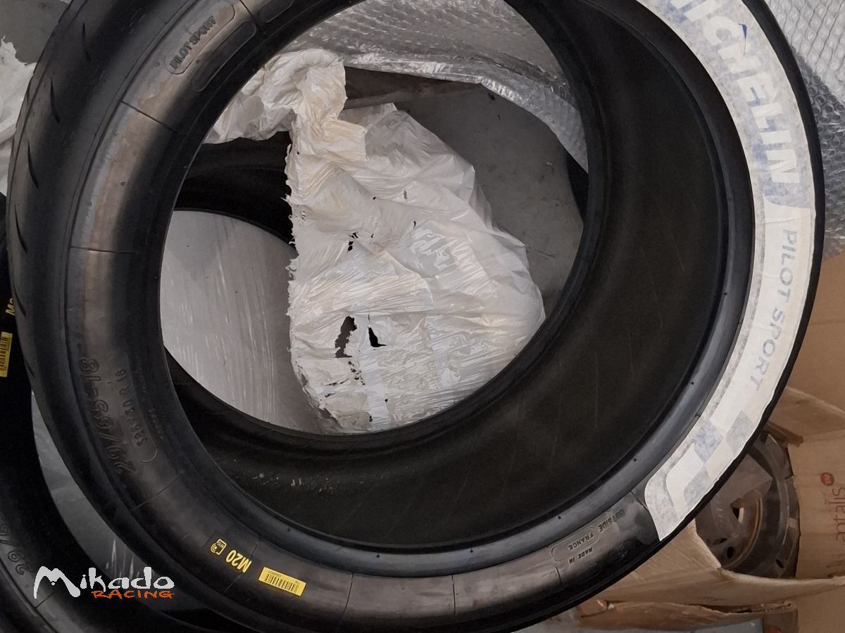pneus michelin Porsche neufs – photo 3 sur 3