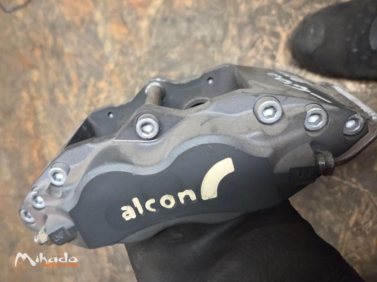 ETRIERS ALCON ETAT NEUF – photo 1 sur 2