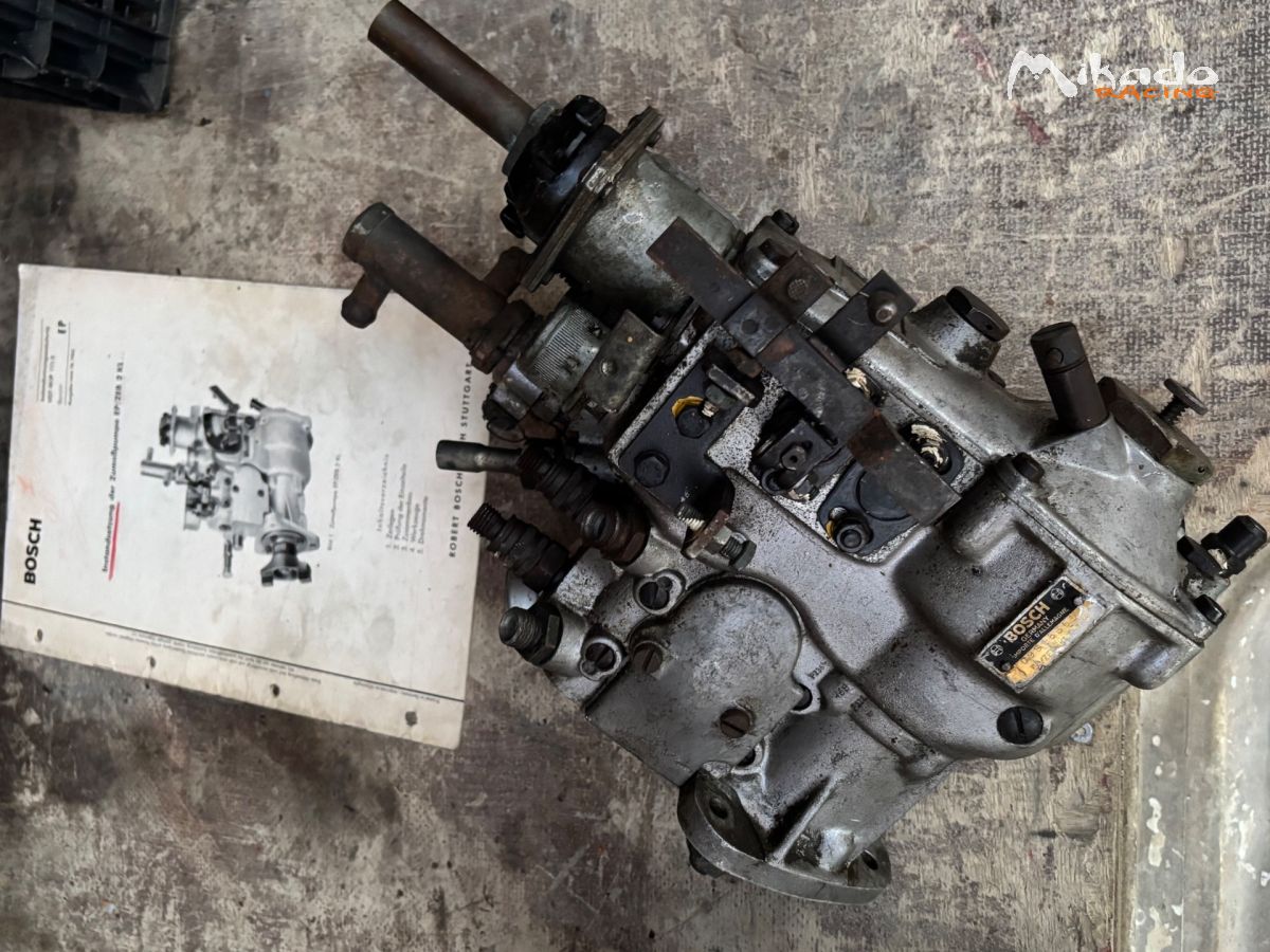 Pompe injection mécanique Mercedes – photo 1 sur 2