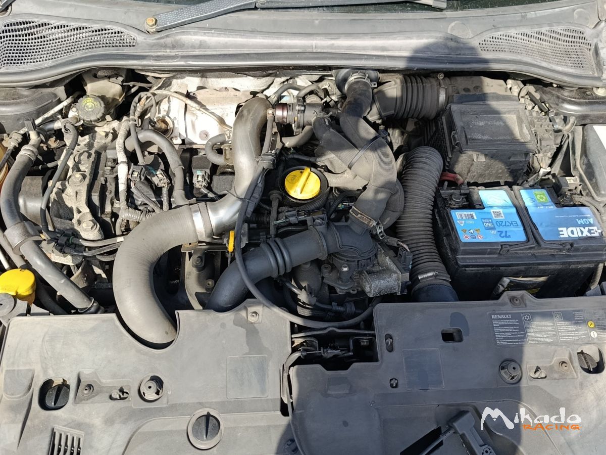 Renault Clio 4 RS 1.6 EDC RHD – photo 3 sur 4