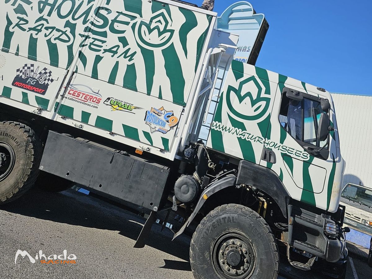 RENAULT KERAX 2003 – photo 8 sur 9