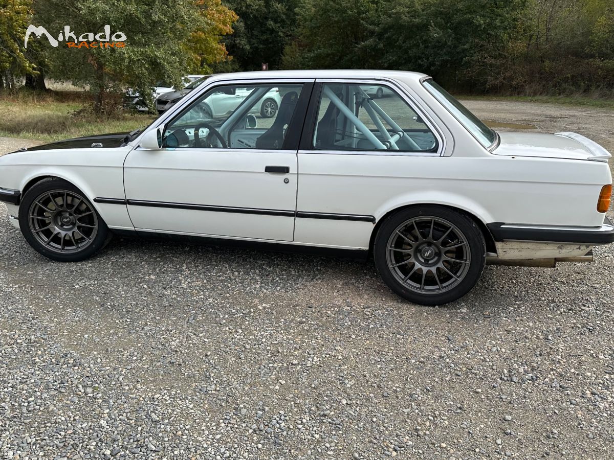 BMW e30 m3 e36 – photo 2 sur 8
