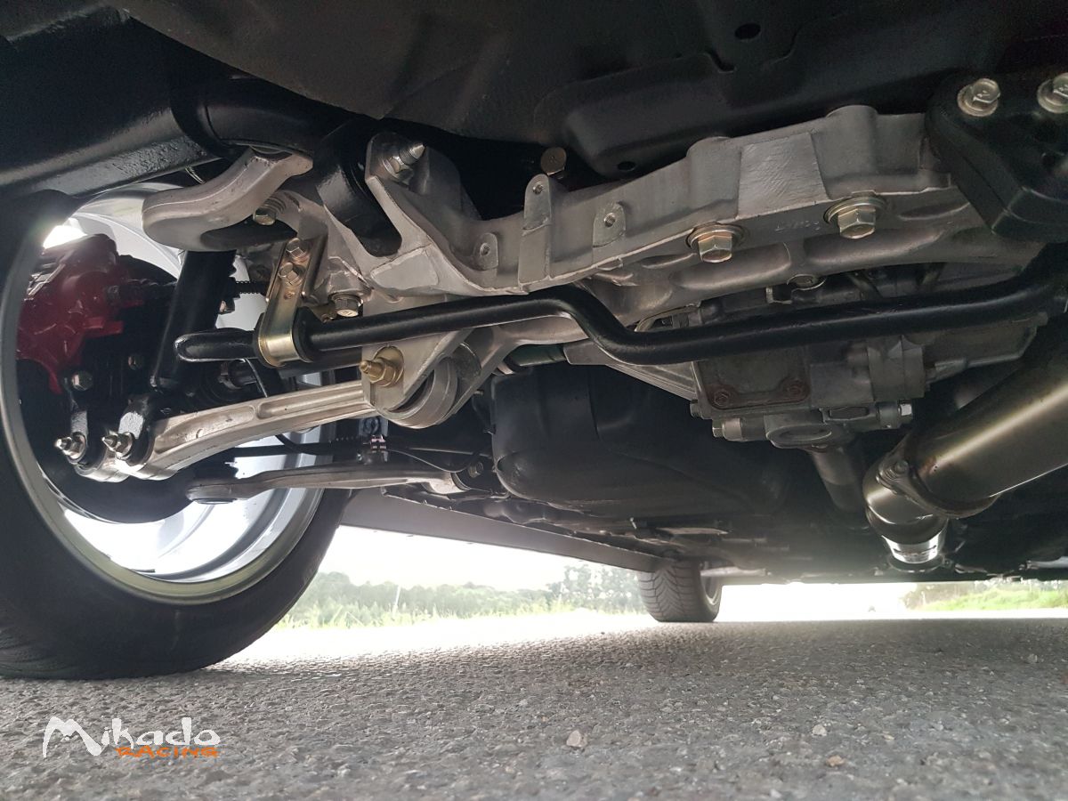 MITSUBISHI LANCER EVOLUTION VIII – photo 6 sur 6