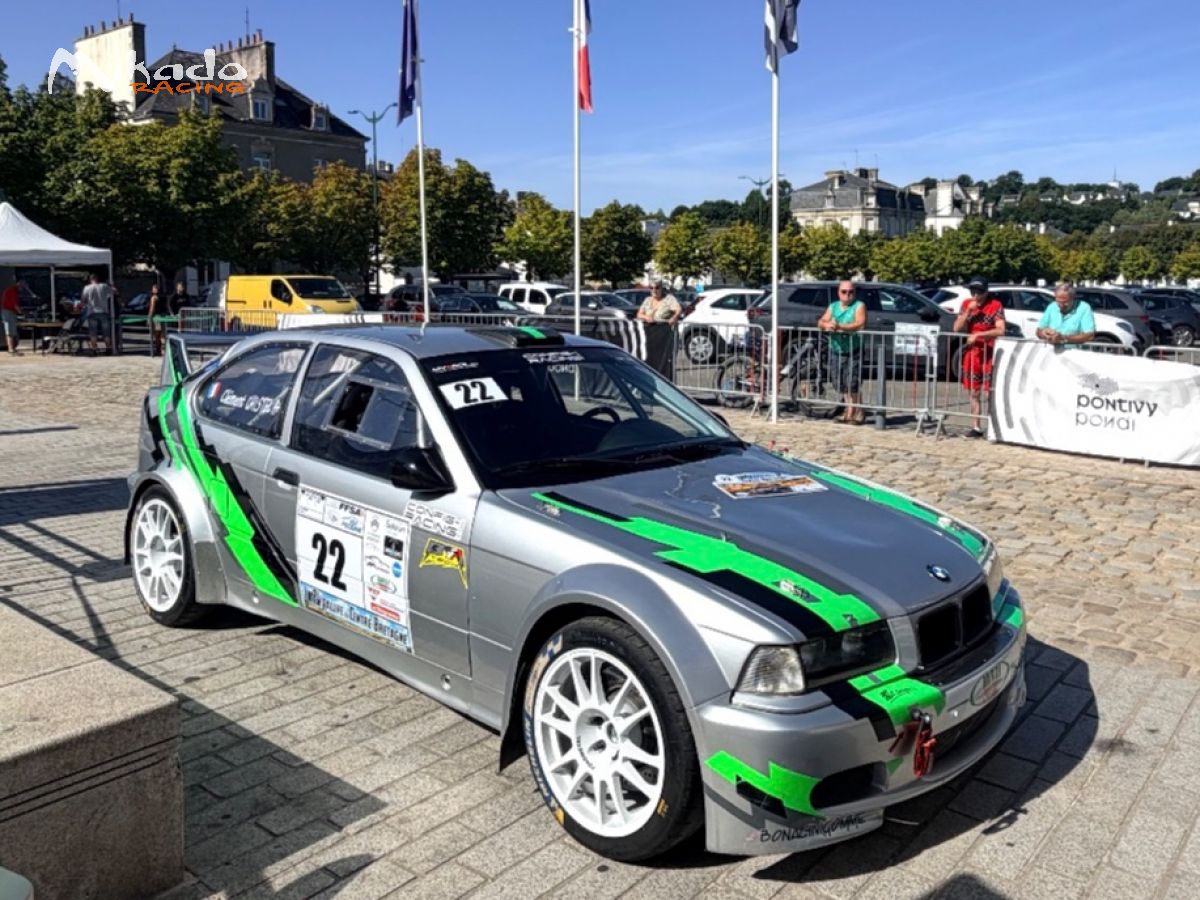 BMW compact TOP f2000 – photo 1 sur 2