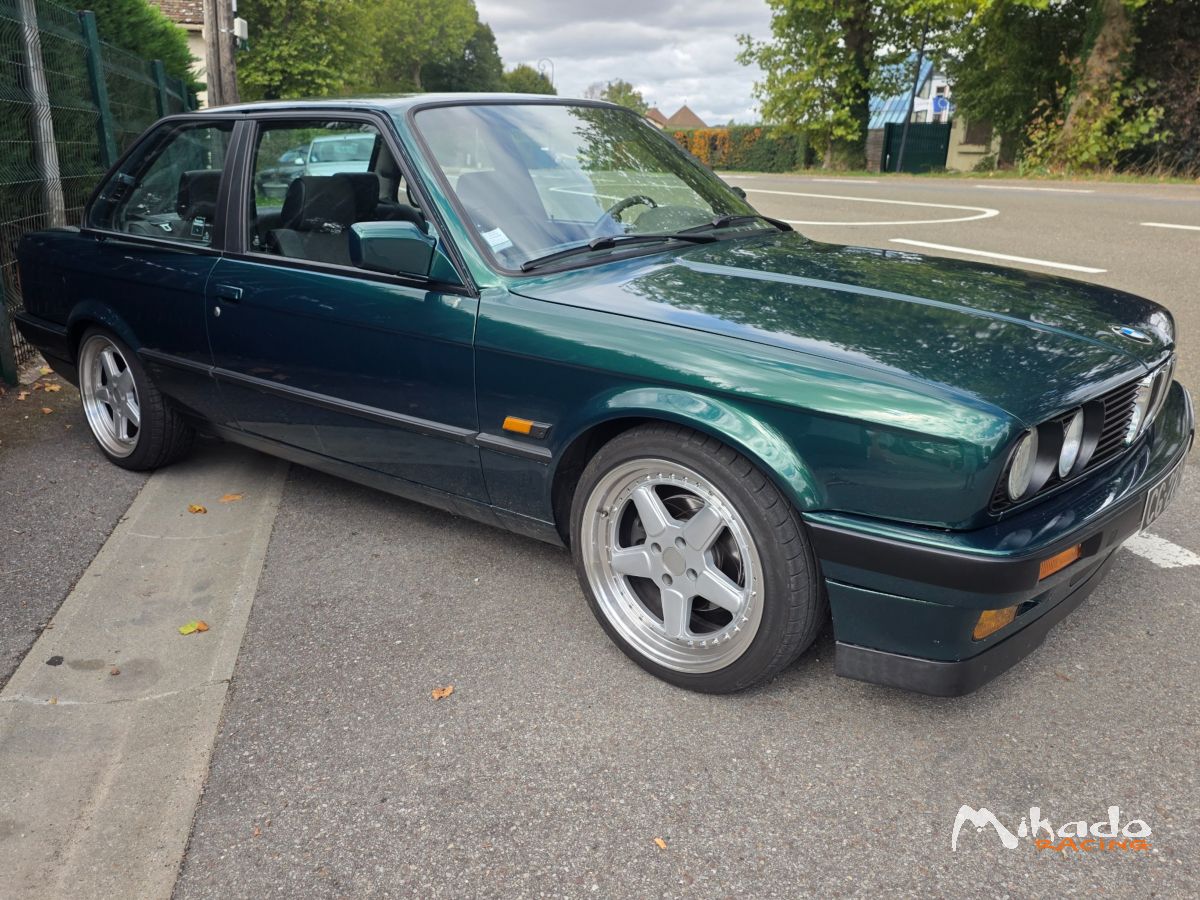 BMW E30 325i – Restauration complète – Échange voiture de rallye – photo 1 sur 4