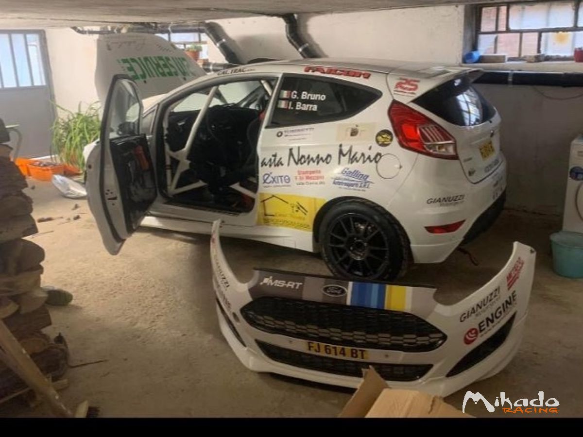 Vendo Ford fiesta rs plus 1.0 – photo 4 sur 8