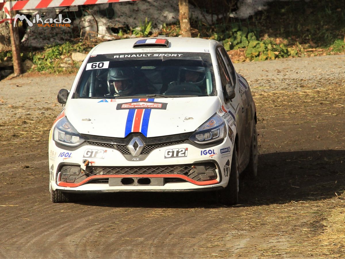 Clio 4 r3t – photo 1 sur 3