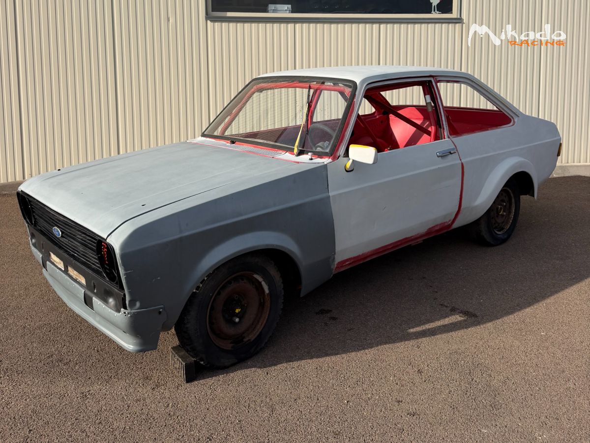 3 Ford Escort Mk2 à restaurer – photo 1 sur 8