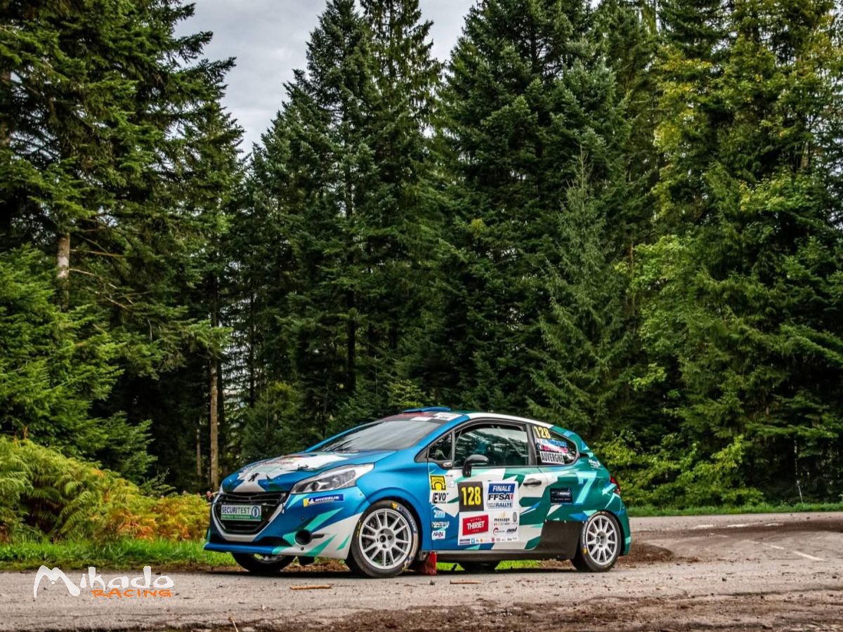 208 R2 – photo 1 sur 9