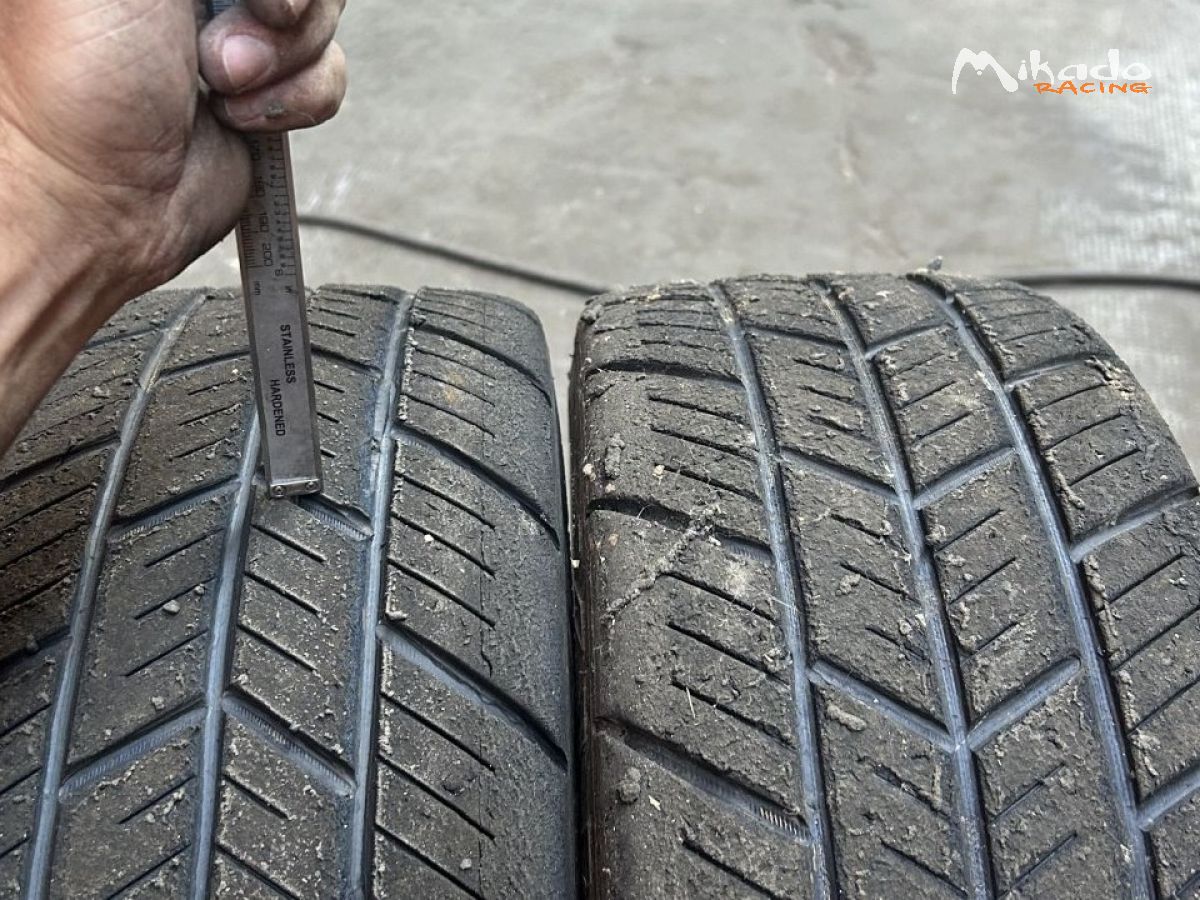 Pneus pluie Kumho rallye TW02 15 pouces