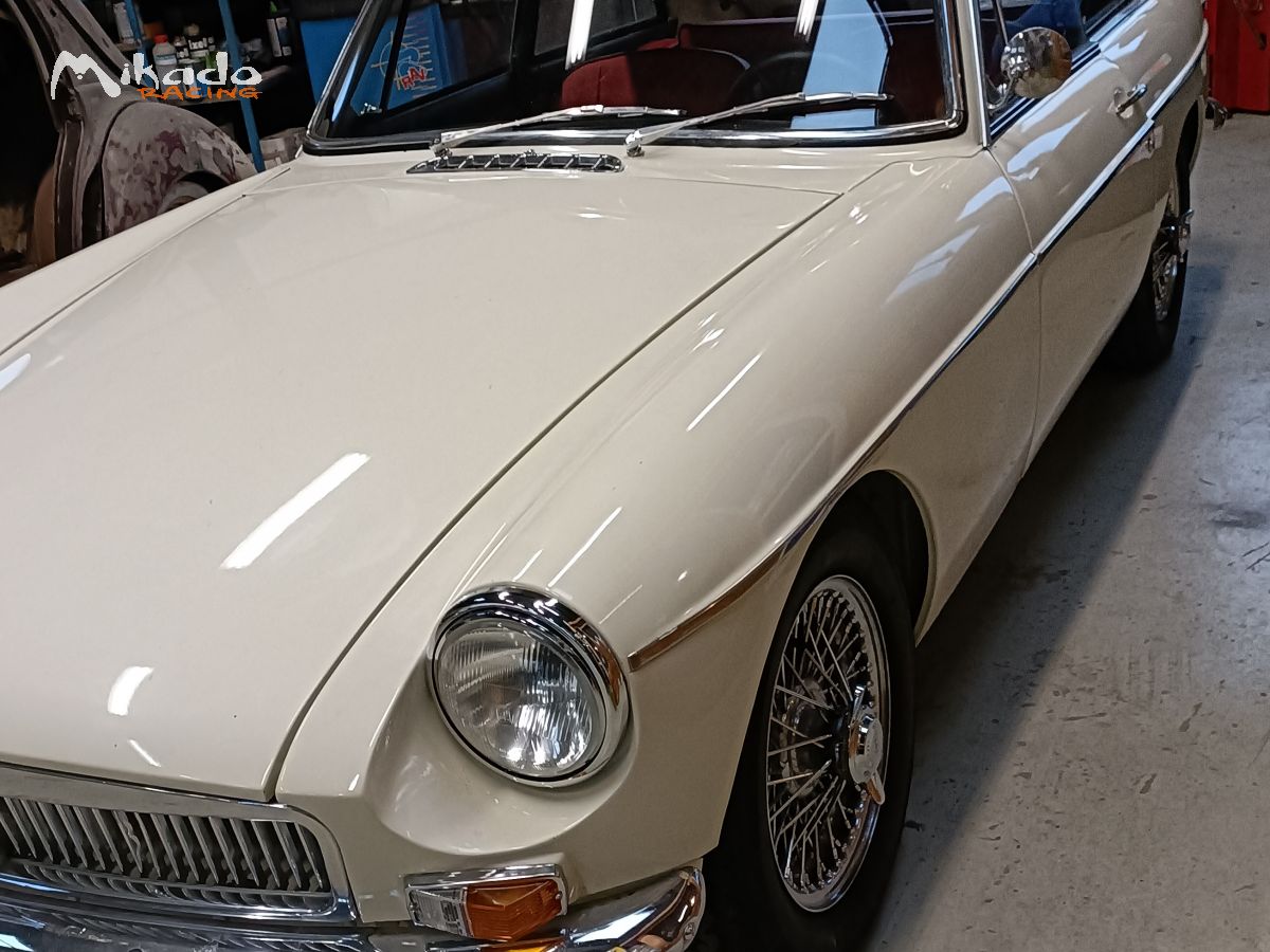 MGB GT – photo 1 sur 5